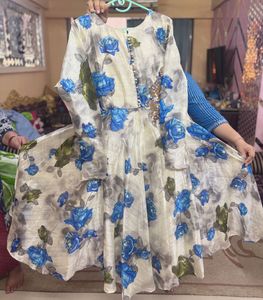 New Light weight  Festive Floral Print Ethnic Gown