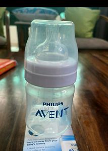 2 New Philips Avent Feeding Bottle