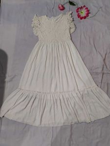 Ivory Lace Dress For Girls(Bust-26)