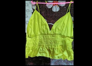 New & trendy ruched crop top 💛 Ready to style!"