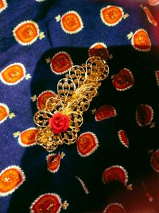 Gold Floral Hair Clip