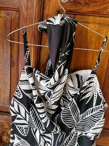 Tokyo talkies Midi dress