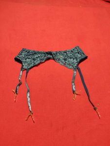 Garter Balt Size 32
