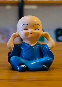 Mini Monk Buddha Idol Set