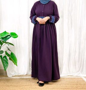 Feeding Friendly Gown
