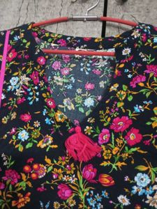 Floral Print Pink&amp;Black Kurta Set