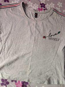 Crop Grey &#39;Love Myself&#39; Tee🩷