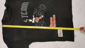 T Unisex Black T-shirt