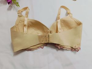 💗💫 Elegant Lace Trim Bra