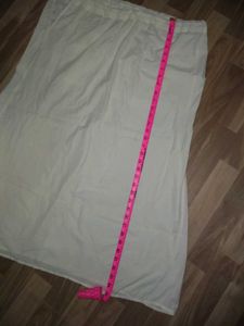White Saree With Blouse And Peticoat