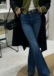 Bootcut Dark Blue Jeans