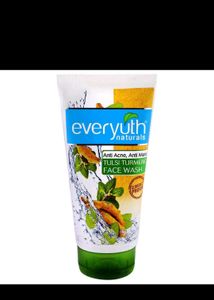 🌿 Everyuth Tulsi Turmeric Face Wash