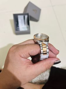 GW0687L3 Analog  guess Watch for Women