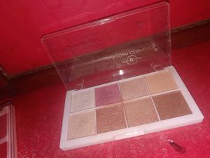 Meakup Box