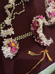 Floral Jewellery Set