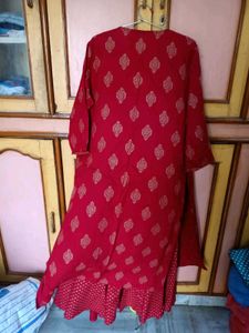 Avaasa Gorgeous Ethnic Gown
