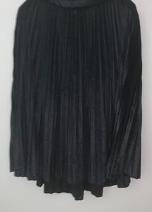 SASSAFRAS Black Accordian Pleated Velvet Finish Flared Skirt