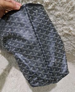 Authentic Goyard Saint Louis GM Tote - Black