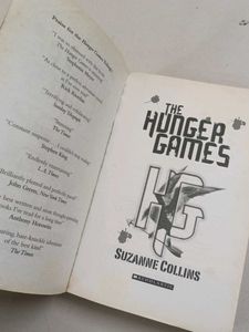 Hunger Games Suzanne Collins