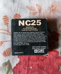 NC25 Mineralize Loose Foundation Powder – 30g 🖤