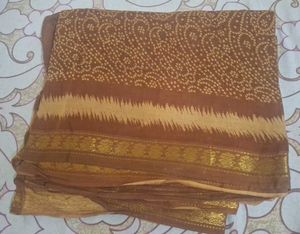 Brown Bandhej Print Cotton Saree