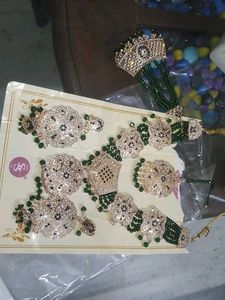 Elegant Necklace Set