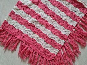 pink woollen poncho🌻