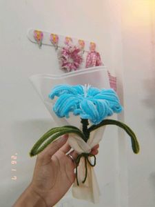 Blue Pipe Cleaner Flower Bouquet💙