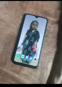 Realme 5 Pro + Free Display