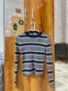 H&amp;M Ribbed Knit Top