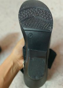 New Black Boot