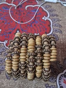 Beaded Bracelet Spiral