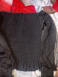 Black Balloon Sleeves Top