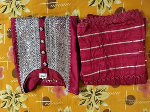 unused Embroidered Kurta Set