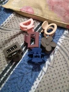 Mini Hair Claw Clips - Set of 6