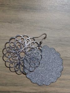 Silver Sparkle &amp; Filigree Earrings