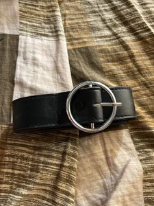 Black Belt with Circular Buckle