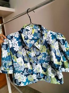 Floral Print Crop Shirt