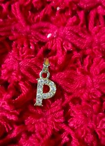 Pretty 2 Pendant
