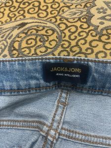 Light Wash Denim Jeans