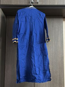 Elegant Blue Embroidered Kurta