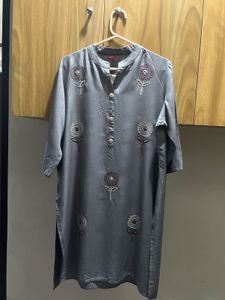 Not Used Elegant Grey Embroidered Kurta Size XXL