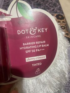 💄Dot &amp; Key Lip Balm💄