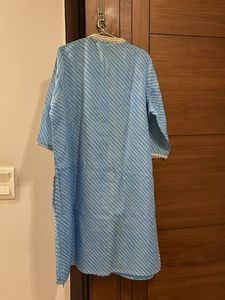 Elegant Blue Embroidered Kurta