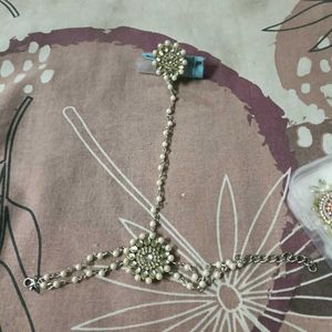 Pearl &amp; Crystal Hand Harness
