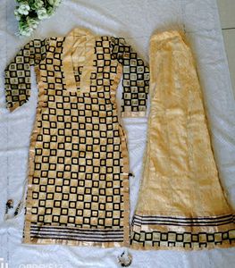 Black Golden Plaza Set