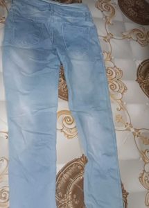 Light Wash Distressed Jeans