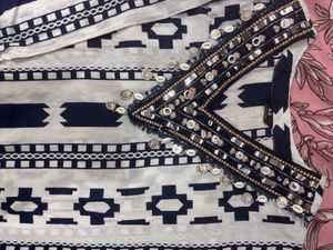 Boho Chic Embellished 3 Piece Kurta Set