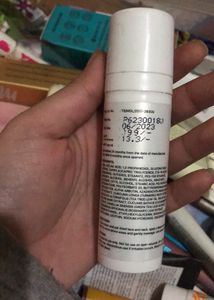 underated  face serum azeliac acid