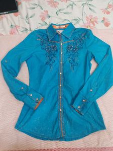 2000's Embroidered Button-Down Top